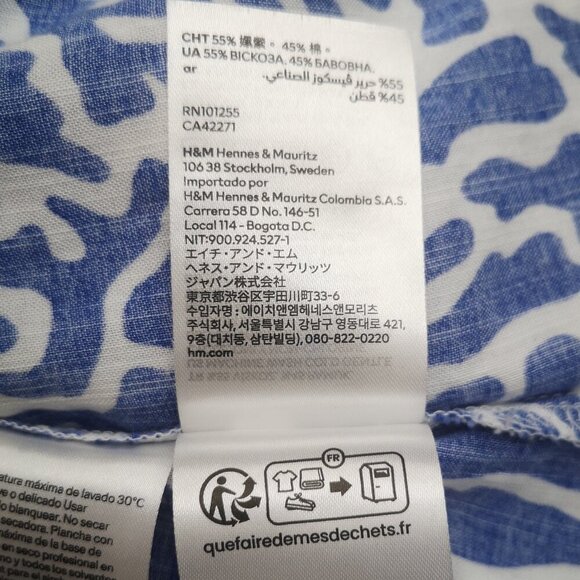 H&M Ladies Size Small Blue & White Pattern Made in India V-neck Blouse - Picture 8 of 10